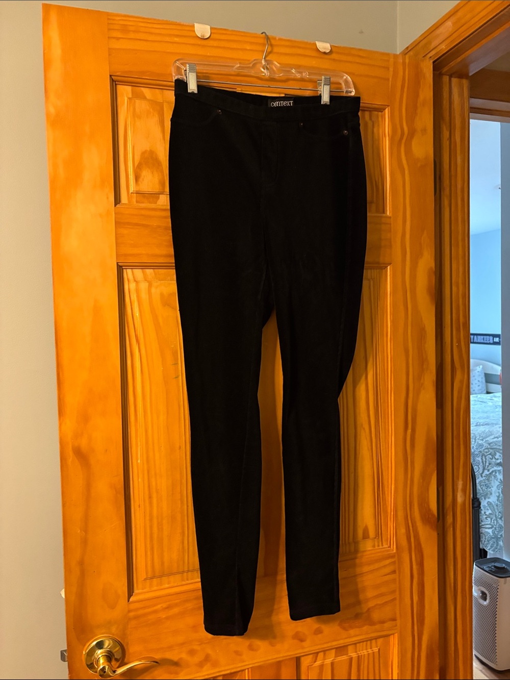 Context Women's Black Skinny Jeans